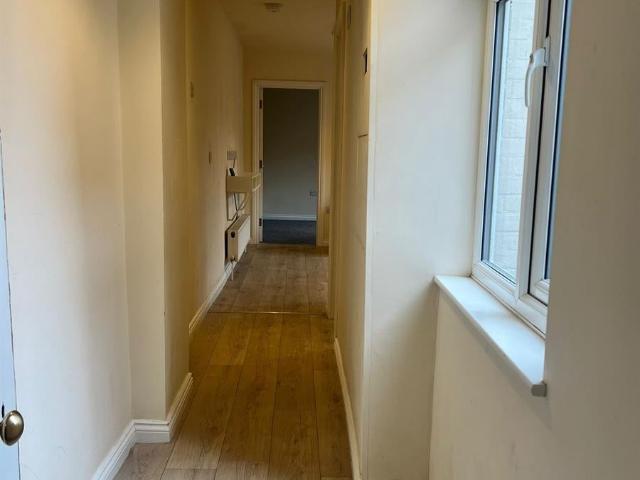 Apartment at Threadneedle Street, Boston
