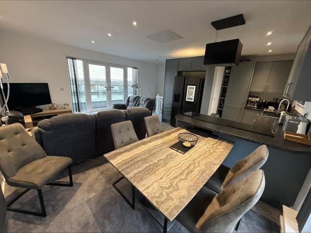 Apartment at Traeth Ffordd, Llanelli