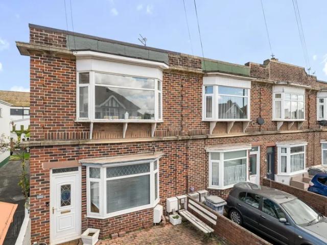 Apartment at Cotehele Drive, Paignton