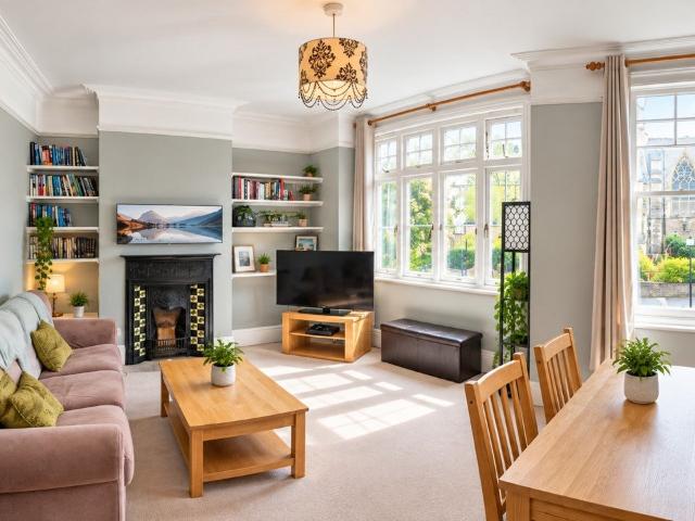 Apartment at Trinity Rise, Greater London