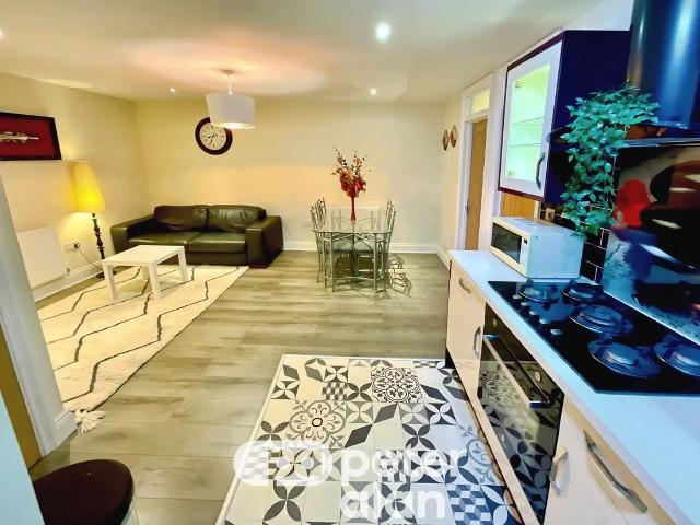 Apartment at Tudor Street, Cardiff