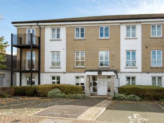 Apartment at Tudor Way, Woking
