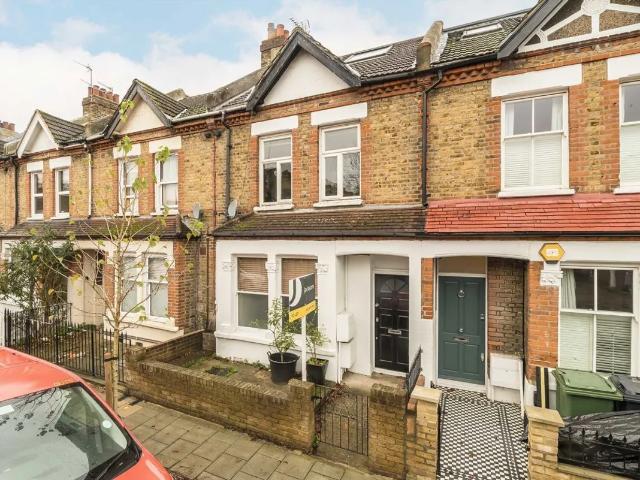 Apartment at Twilley Street, Greater London