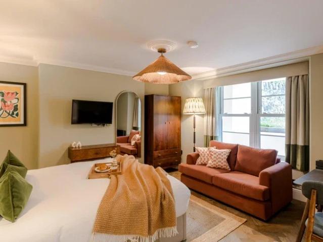 Apartment at Tyndalls Park Road, Bristol