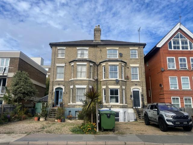 Apartment at Undercliff Road West, Felixstowe