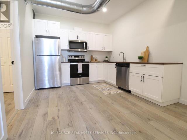 apartment at UNIT 8 – 2 TALBOT STREET S