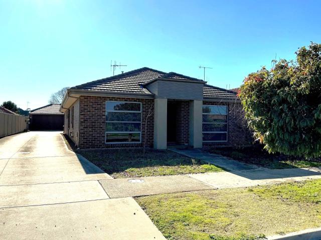 apartment at Unit 1/47 Mason Street, Shepparton