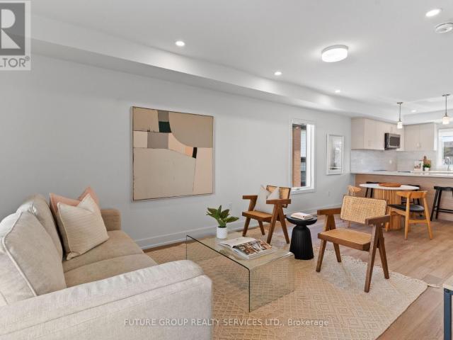 apartment at UNIT 1 – 15 ACORN AVENUE