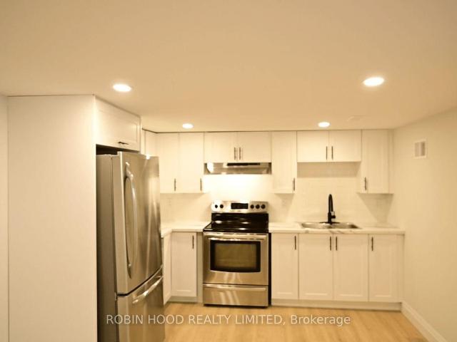 apartment at UNIT 2 40 WINSLOW DRIVE, Waterloo, Ontario, N2M3E1