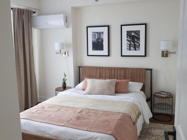 apartment at UNIT 3 50 CASTLETON AVENUE, Toronto, Ontario, M6N3Z5