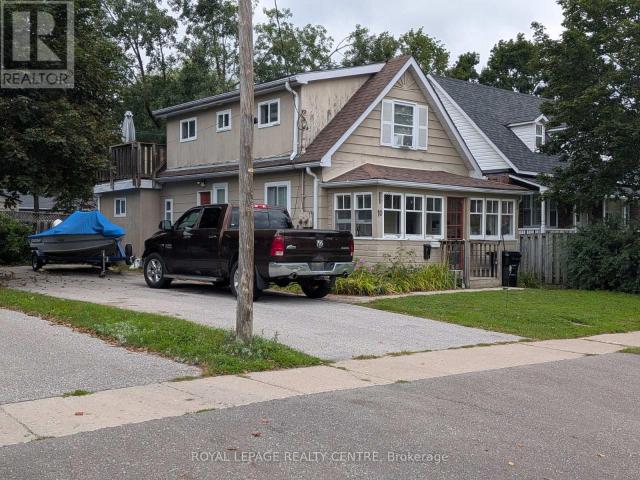 apartment at UPPER 10 DUFFERIN STREET, Barrie, Ontario, L4N2J7