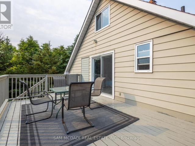 apartment at UPPER – 14011 TRAFALGAR ROAD