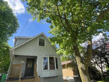 apartment at UPPER 17 MILL STREET, Milton, Ontario, L9T1R7