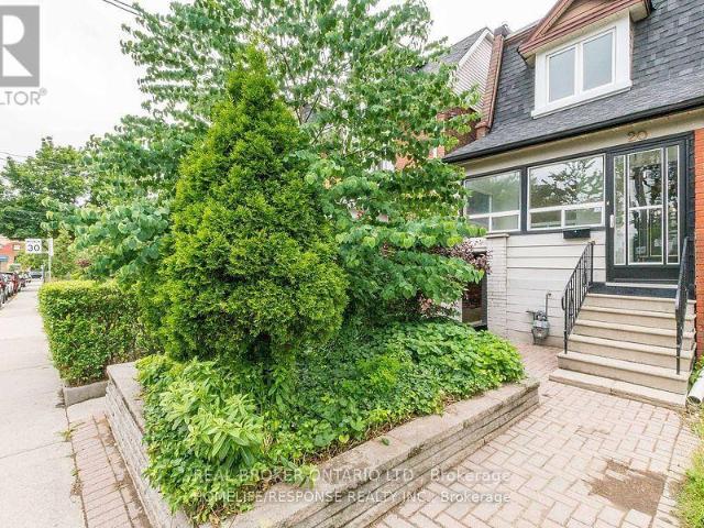 apartment at UPPER 20 GOLDEN AVENUE, Toronto, Ontario, M6R2J4