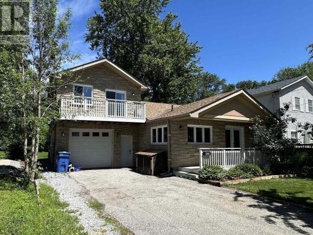 apartment at #UPPER 210 WAYS BAY DRIVE, Georgina, Ontario, L4P2M7