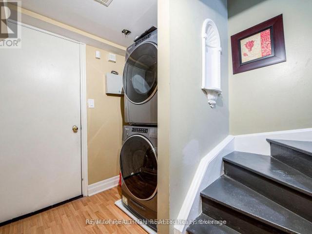 apartment at UPPER 269 TREASURE ROAD E, Vaughan, Ontario, L6A3K8