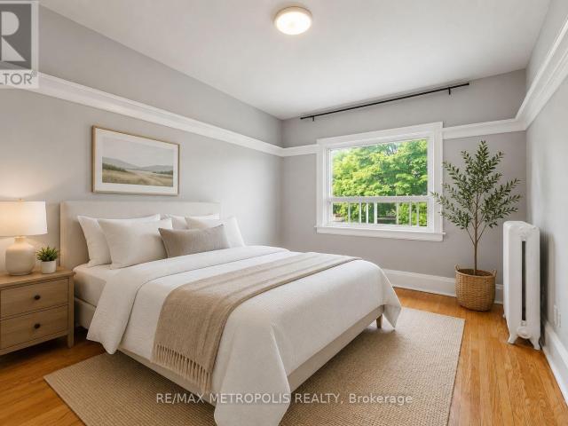 apartment at UPPER 277 GILMOUR AVENUE, Toronto, Ontario, M6P3B6