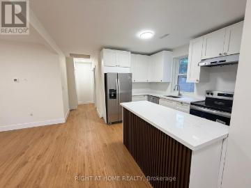 apartment at UPPER 300 SOUTH KINGSWAY, Toronto, Ontario, M6S3T9