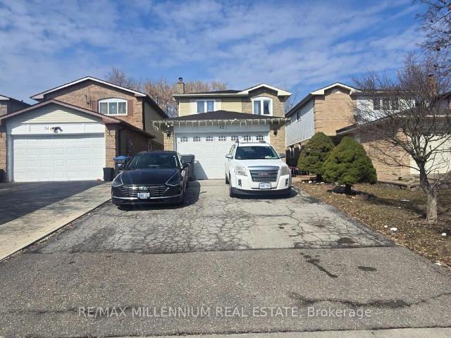 apartment at UPPER – 32 ABELARD AVENUE
