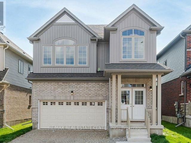 apartment at UPPER 36 HENRY MARACLE STREET, North Dumfries, Ontario, N0B1E0