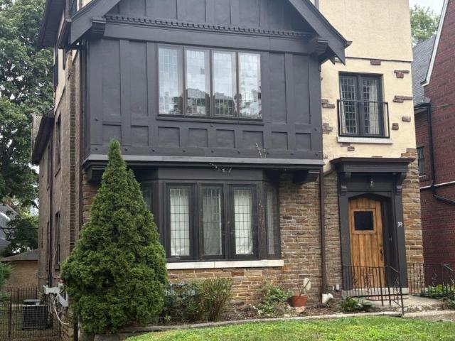 apartment at UPPER – 39 WHITEHALL ROAD