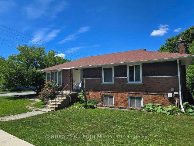 apartment at UPPER – 41 BAYVIEW DRIVE