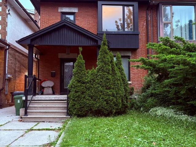 apartment at UPPER 53 HIGHVIEW CRESCENT, Toronto, Ontario, M6H2Y3