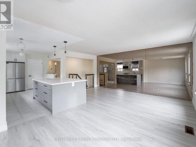 apartment at UPPER 57 LILLOOET CRESCENT, Richmond Hill, Ontario, L4C5A6