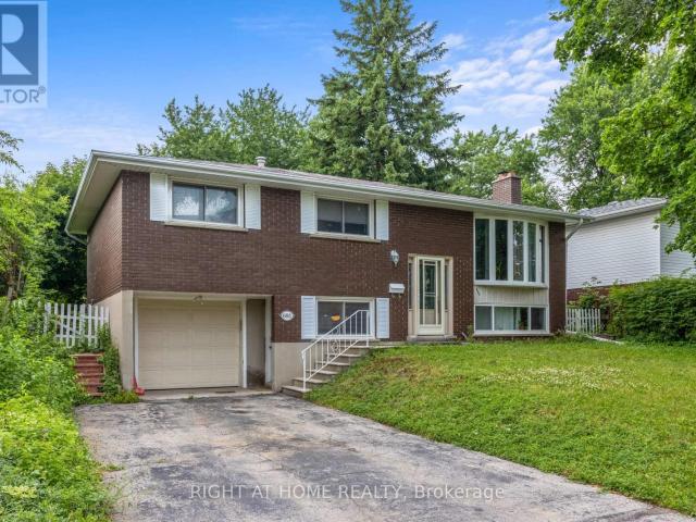 apartment at UPPER 695 GLEN FORREST BOULEVARD, Waterloo, Ontario, N2L4K7