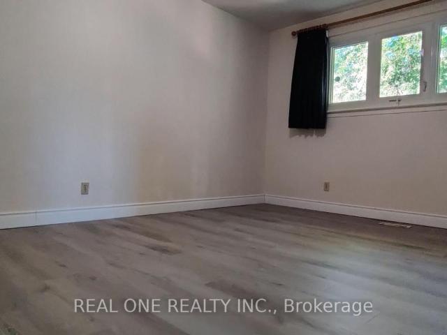 apartment at UPPER 9 LISBURN CRESCENT, Toronto, Ontario, M2J2Z4