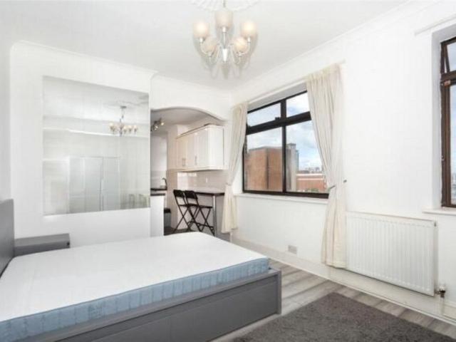 Apartment at Upper Berkeley Street, City of Westminster