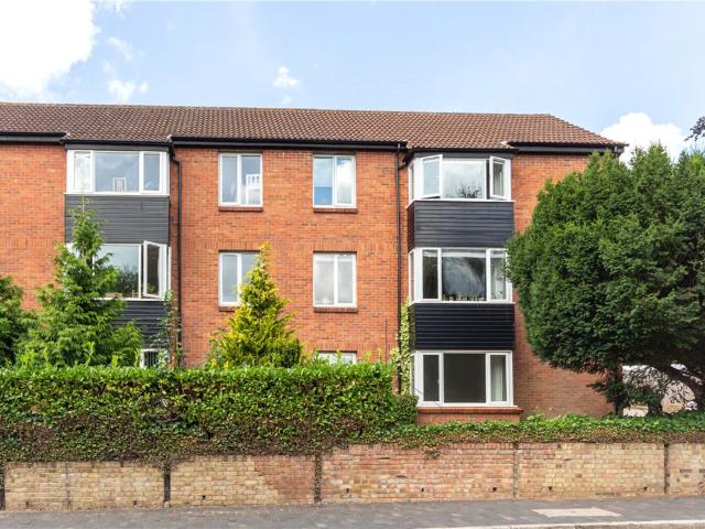 Apartment at Upper Lattimore Road, St Albans