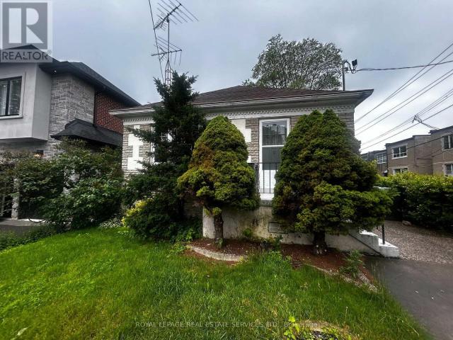 apartment at UPPER LEVEL 6 HIAWATHA PARKWAY, Mississauga, Ontario, L5G3R7