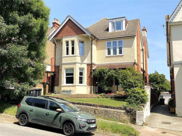 Apartment at Upper Sea Road, Rother