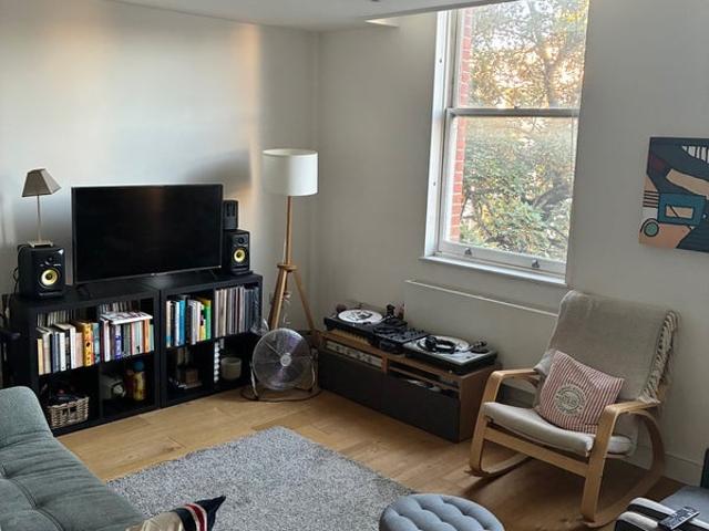 Apartment at Upper Street, Greater London