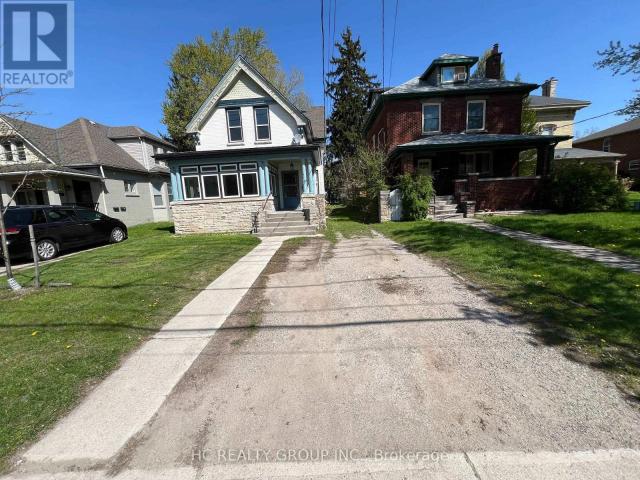 apartment at UPPER UNIT – 416 OXFORD STREET E