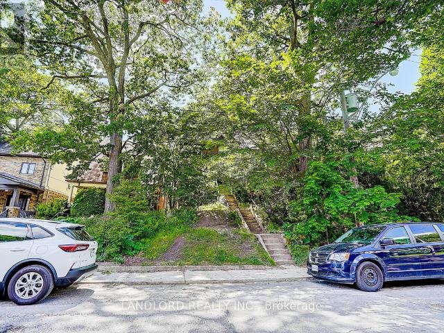 apartment at UPPER UNIT 92 NEVILLE PARK BOULEVARD, Toronto, Ontario, M4E3P8