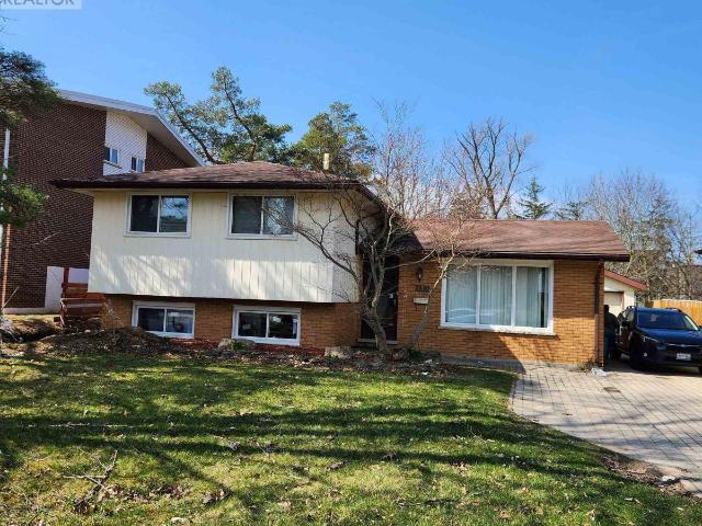 apartment at UPPER UNIT 139 MACGREGOR CRESCENT, Waterloo, Ontario, N2J3X2