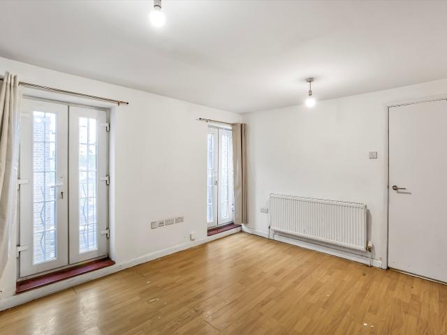 Apartment at Uxbridge Road, Greater London