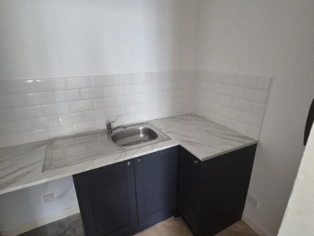 Apartment at Valley Road, Scarborough