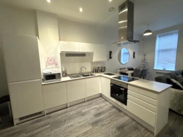 Apartment at Vicarage Farm Road, Peterborough