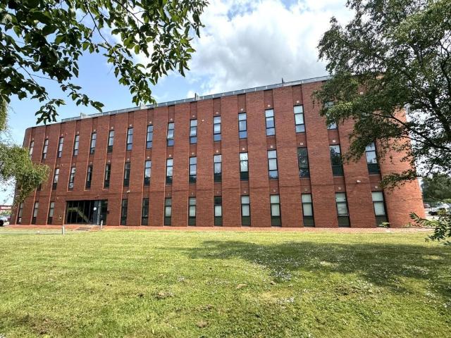 Apartment at Vicarage Farm Road, Peterborough