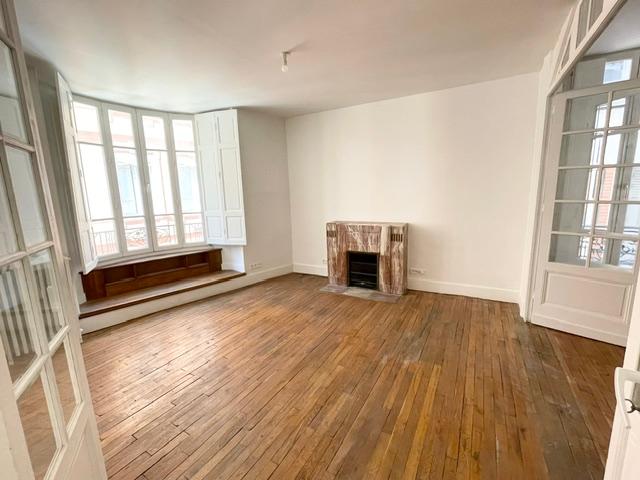 apartment at VICTOR HUGO