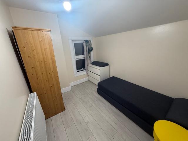 Apartment at Victoria Road, Chatham