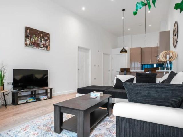 Apartment at Victoria Road cycle path, Woking