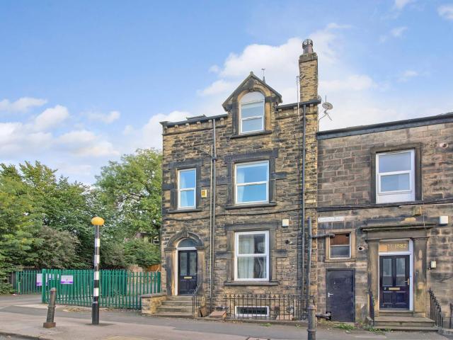 Apartment at Victoria Road, Leeds