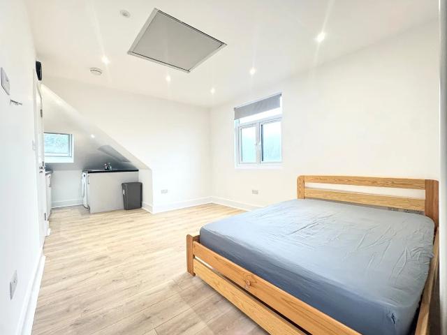 Apartment at Village Way, Greater London