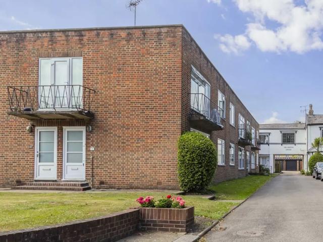 Apartment at Yelverton Lodge, Greater London