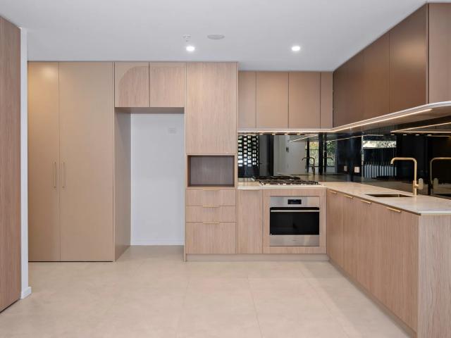 apartment b03/8 Garthowen Crescent, Castle Hill