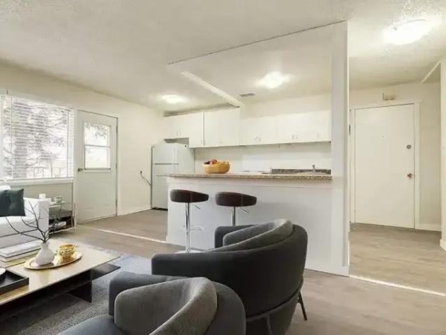 Apartment Bonnyville AB 103010971